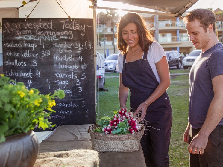 Kiama-Farmers-Market-Credit-DNSW