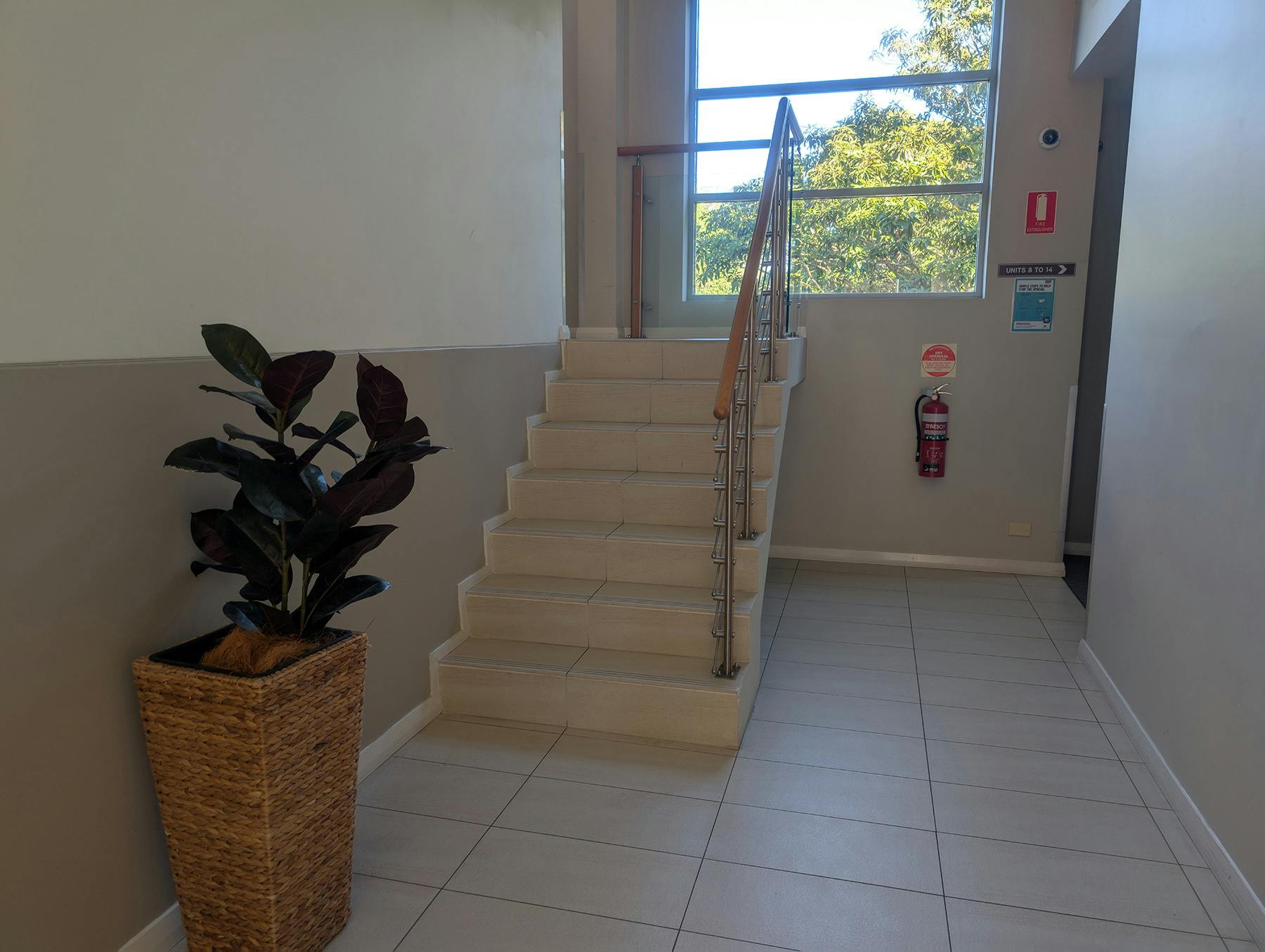 Internal Hallway/Foyer leading to most of the Apartments.