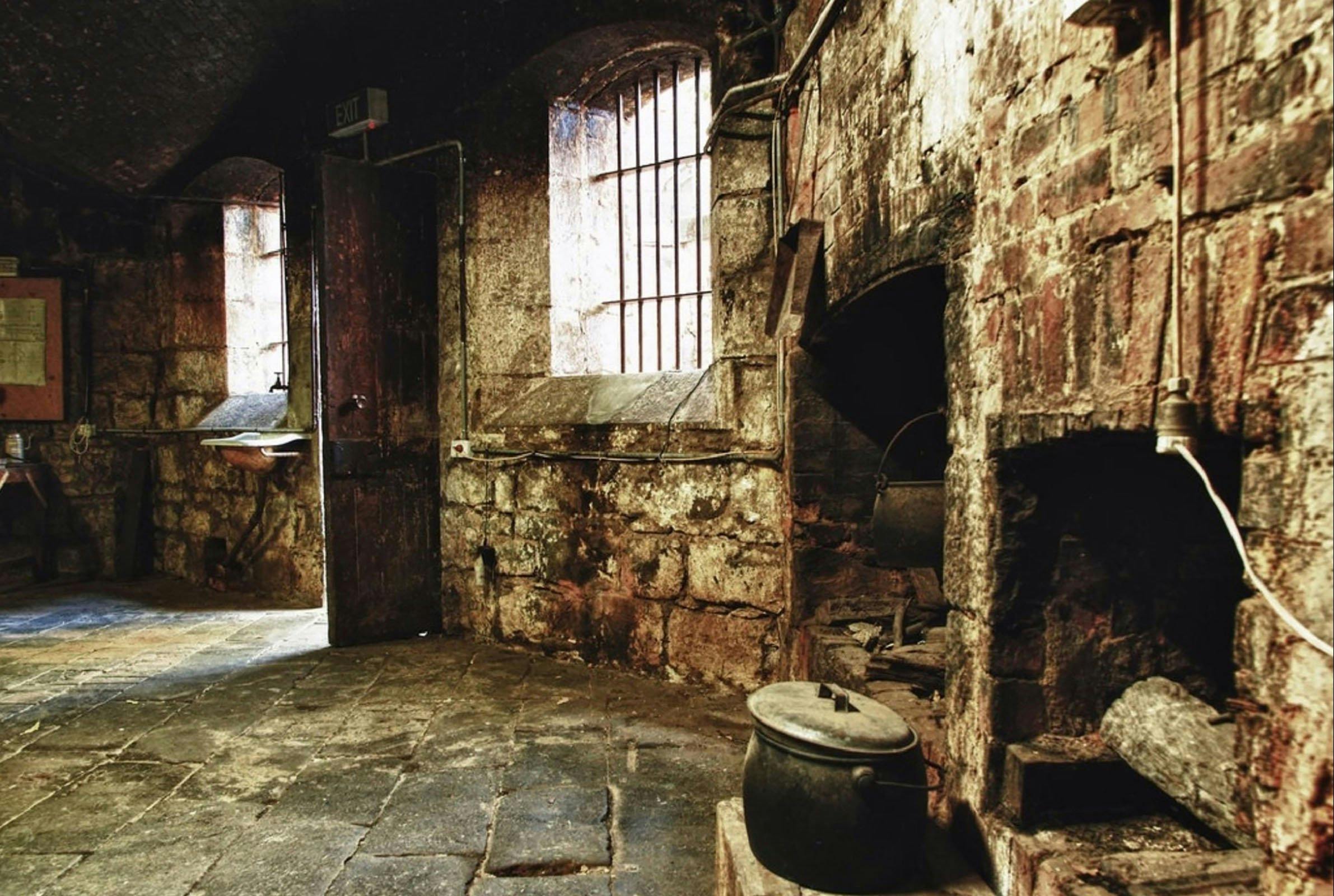 J Ward Lunatic Asylum Ghost Tour