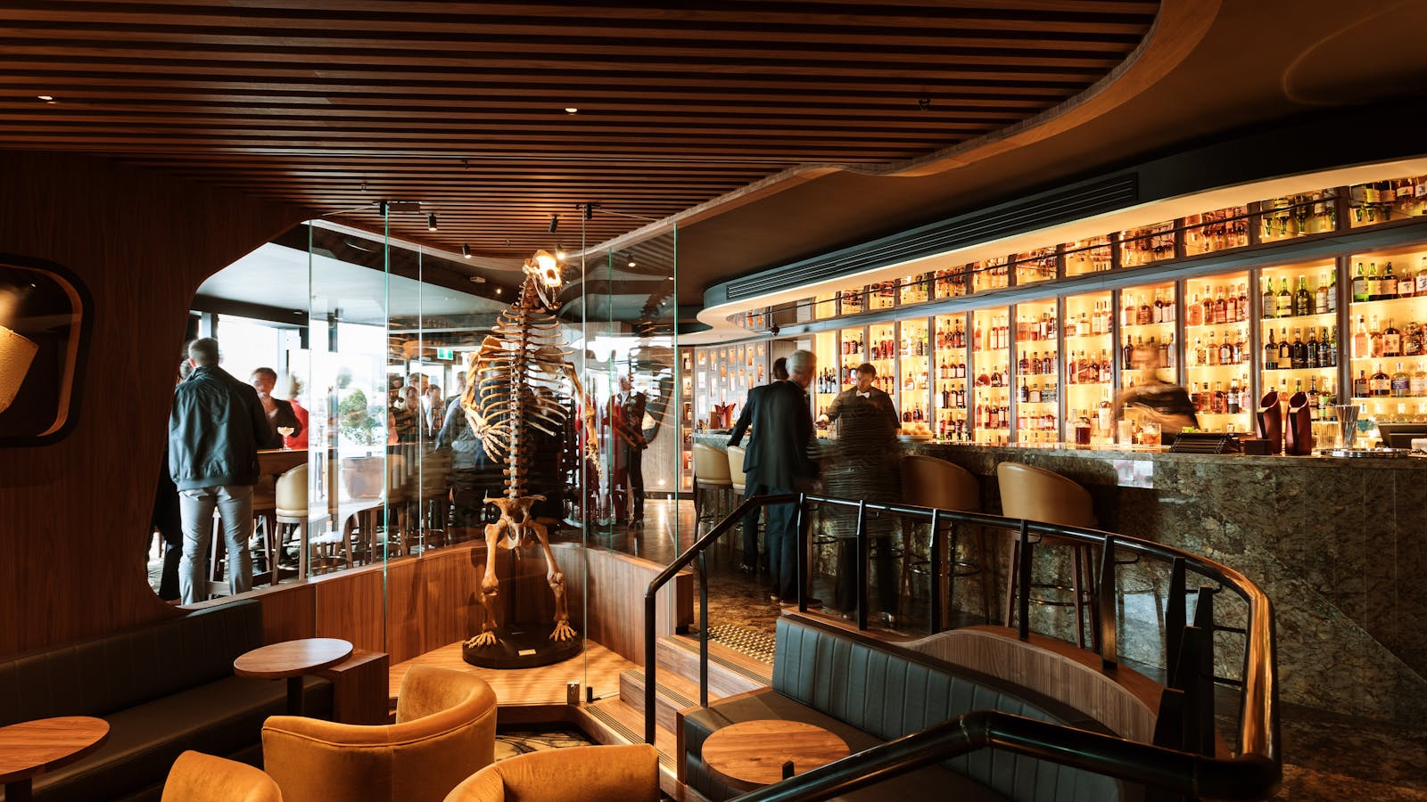 Evolve Spirits Bar by MACq 01 Hotel