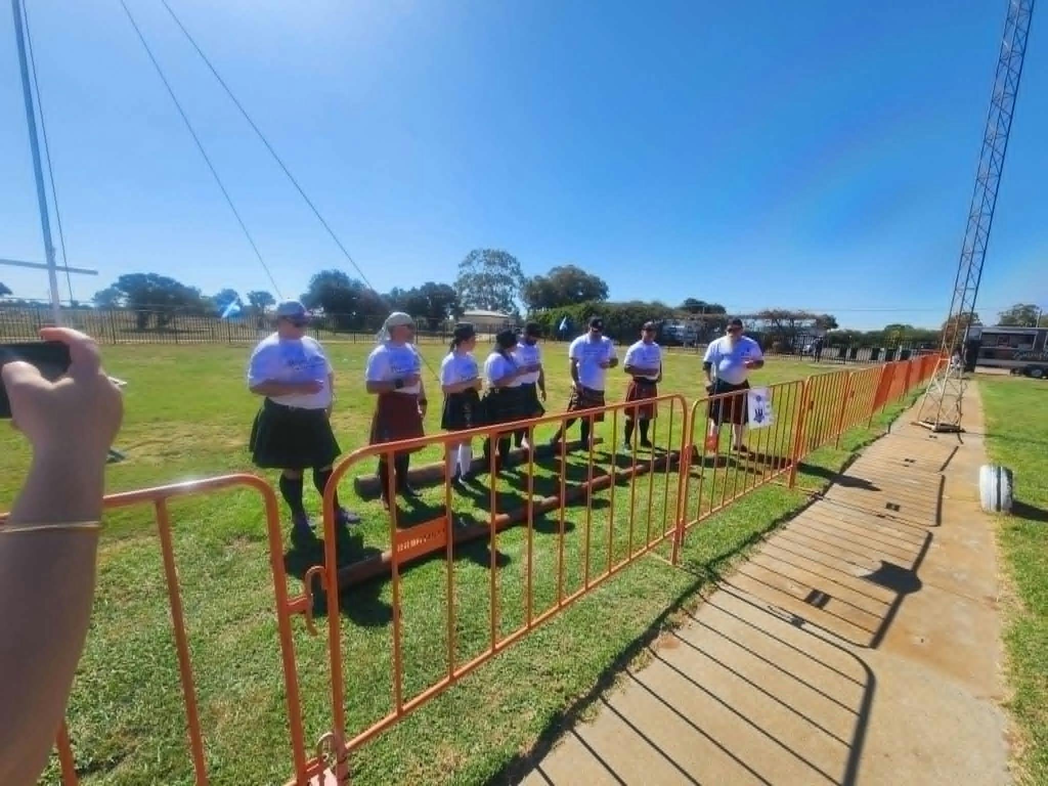 Highland Muscle - Tossing the Cabre