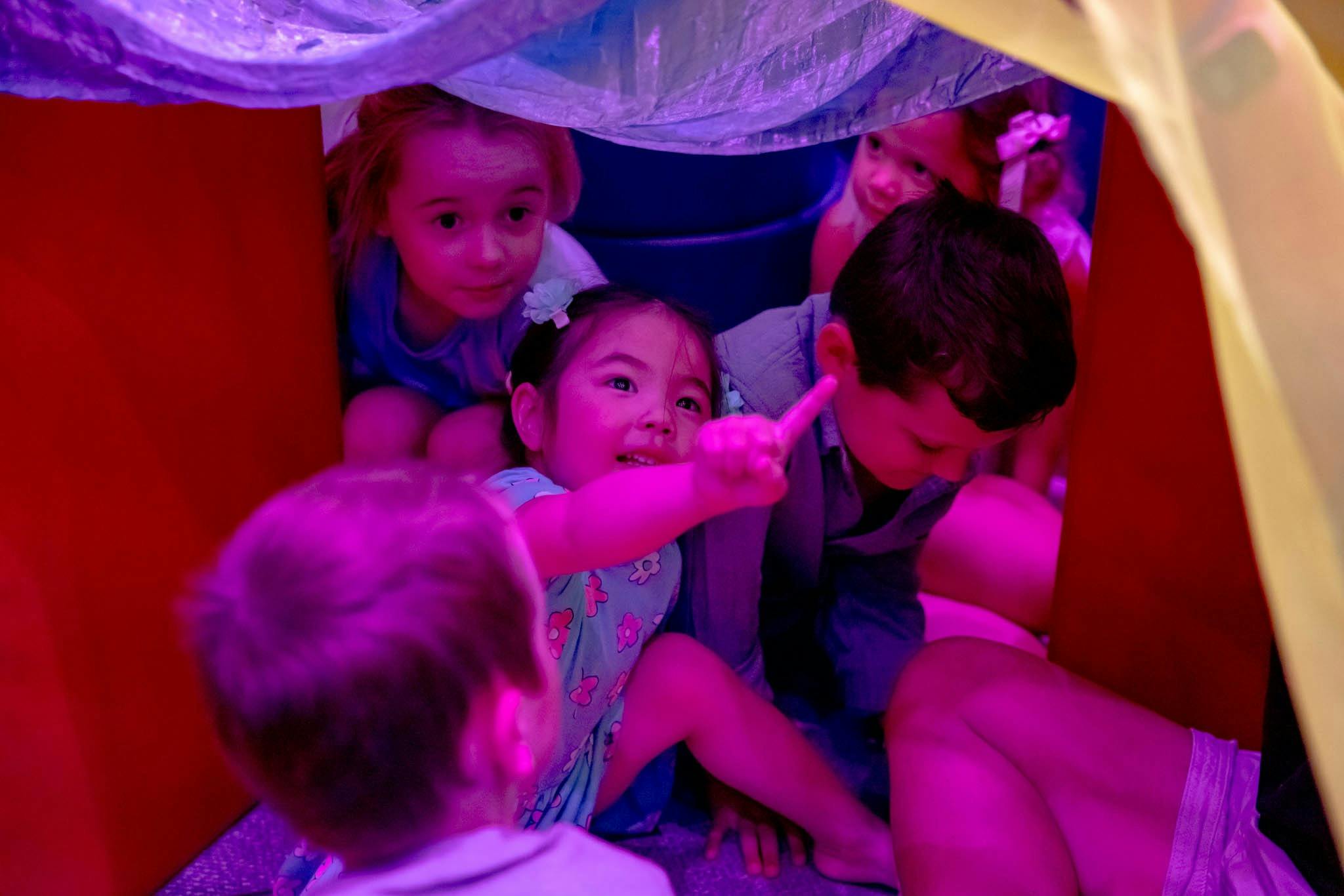 TOO~B – Ein kostenloser Spielraum von HOSSEI