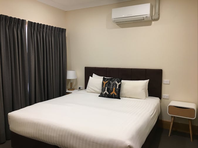 Executive One Bedroom King Apartment