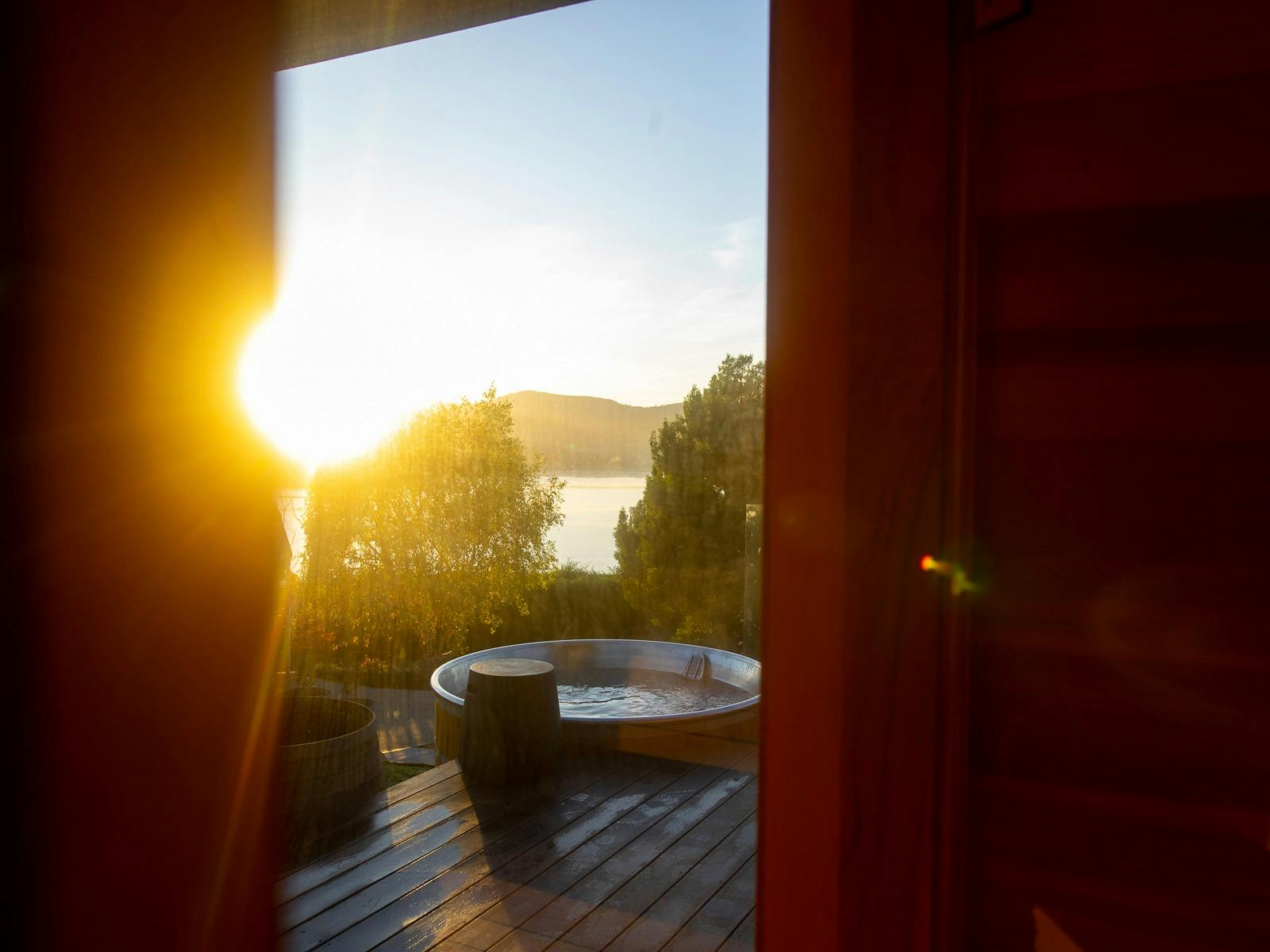 Elevate your stay: Nordic sauna and contrast therapy image
