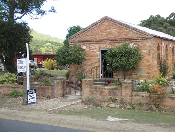 Bligh Museum of Pacific Exploration