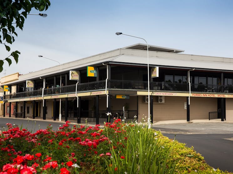 Forbes Inn Hotel NSW Holidays & Things to Do