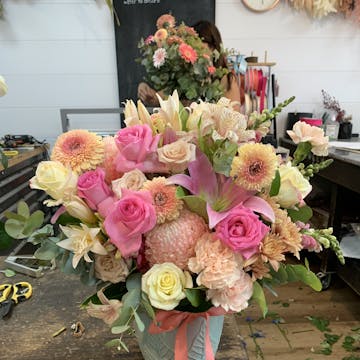 Floral Arranging Class 102