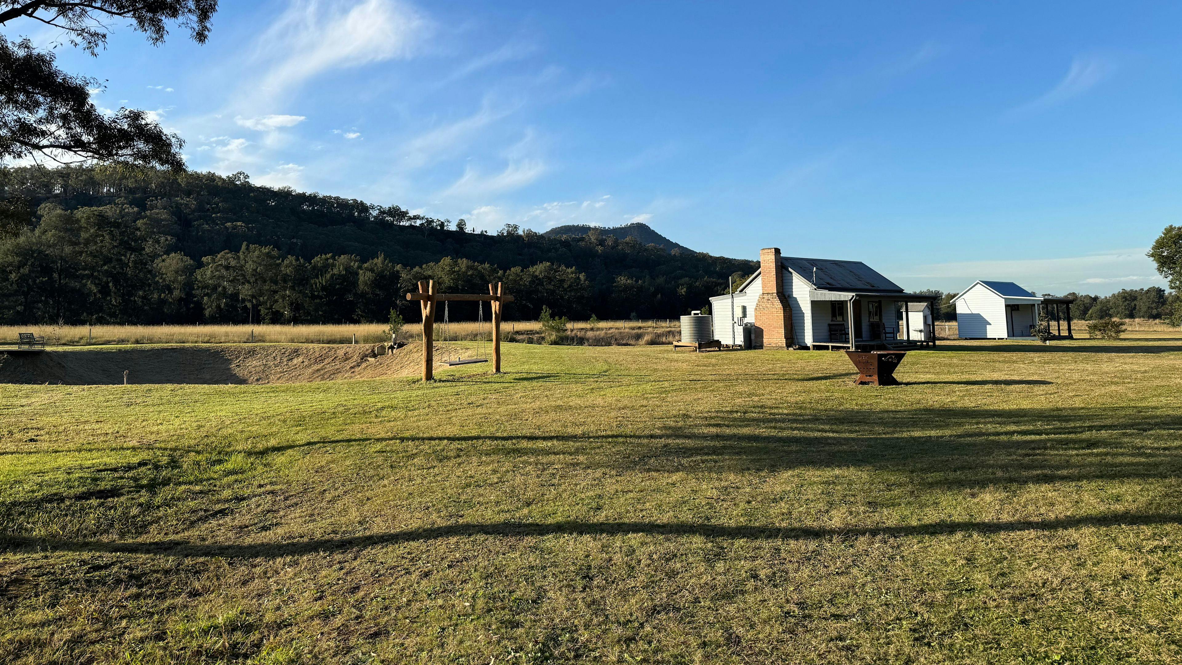 Hedley Hideaways - Thompson's camp