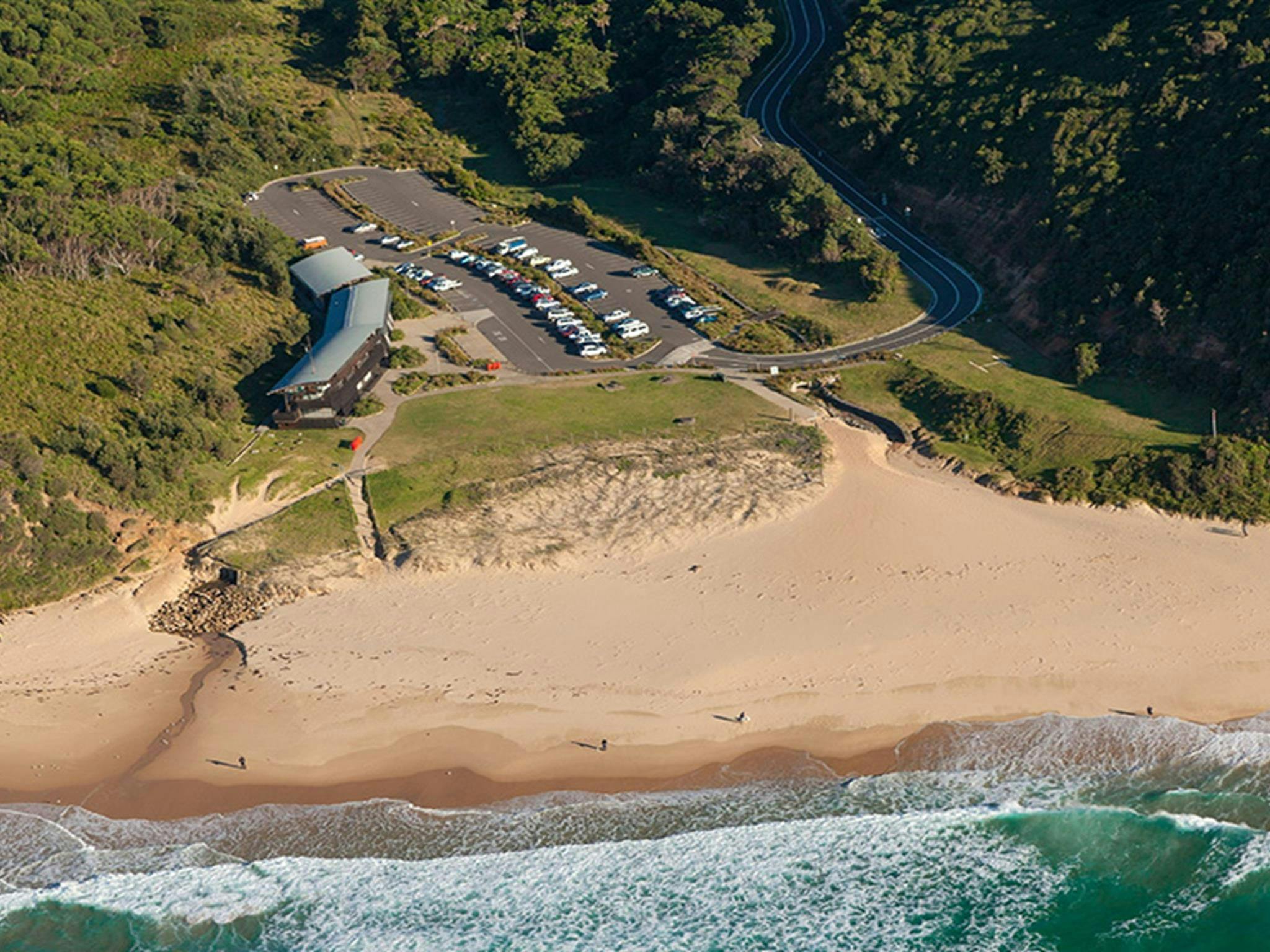 Luftaufnahme des Picknickplatzes Garie Beach im Royal National Park. Bildnachweis: David Finnegan / DCCEEW