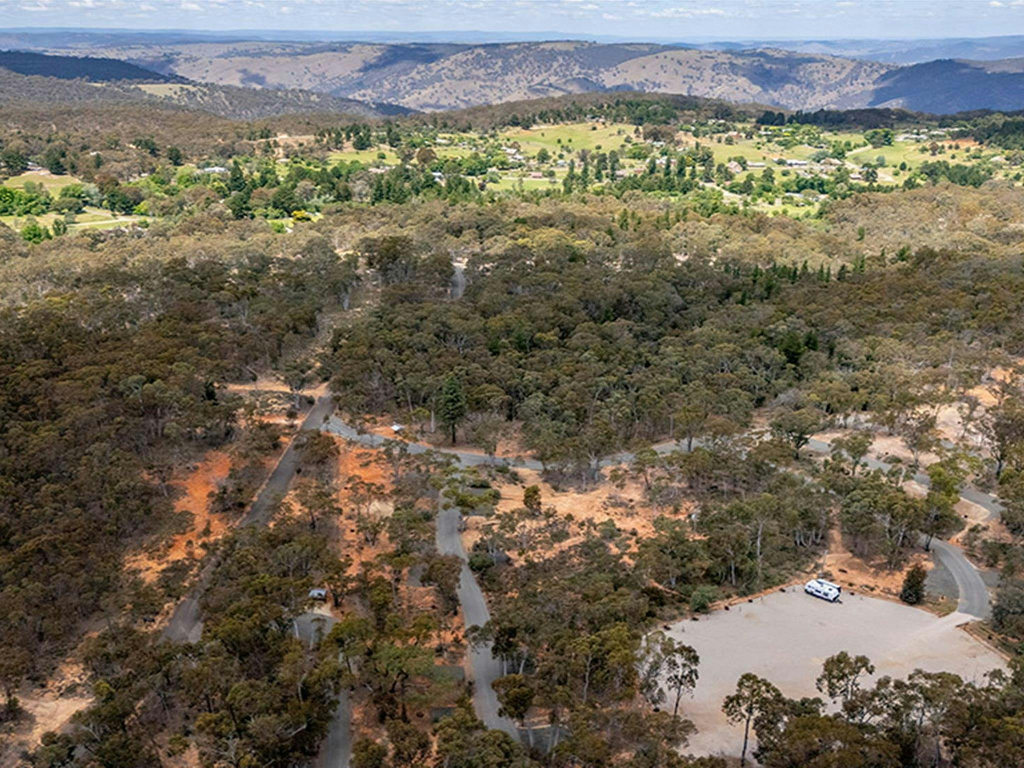 Aerial view of Glendora campground and the surrounding bushland. Credit: John Spencer/DCCEEW &copy;