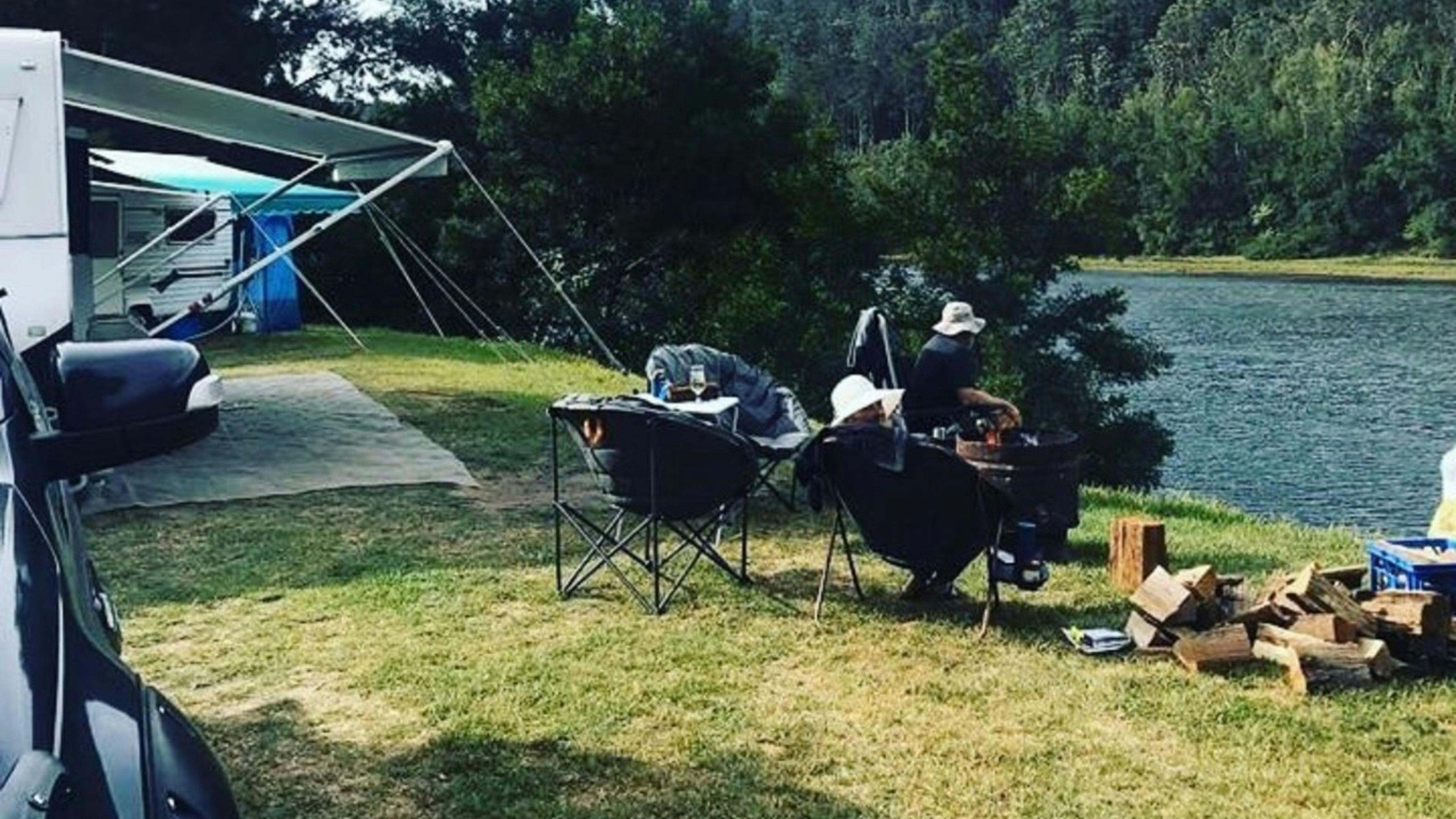 Grady's Riverside Retreat