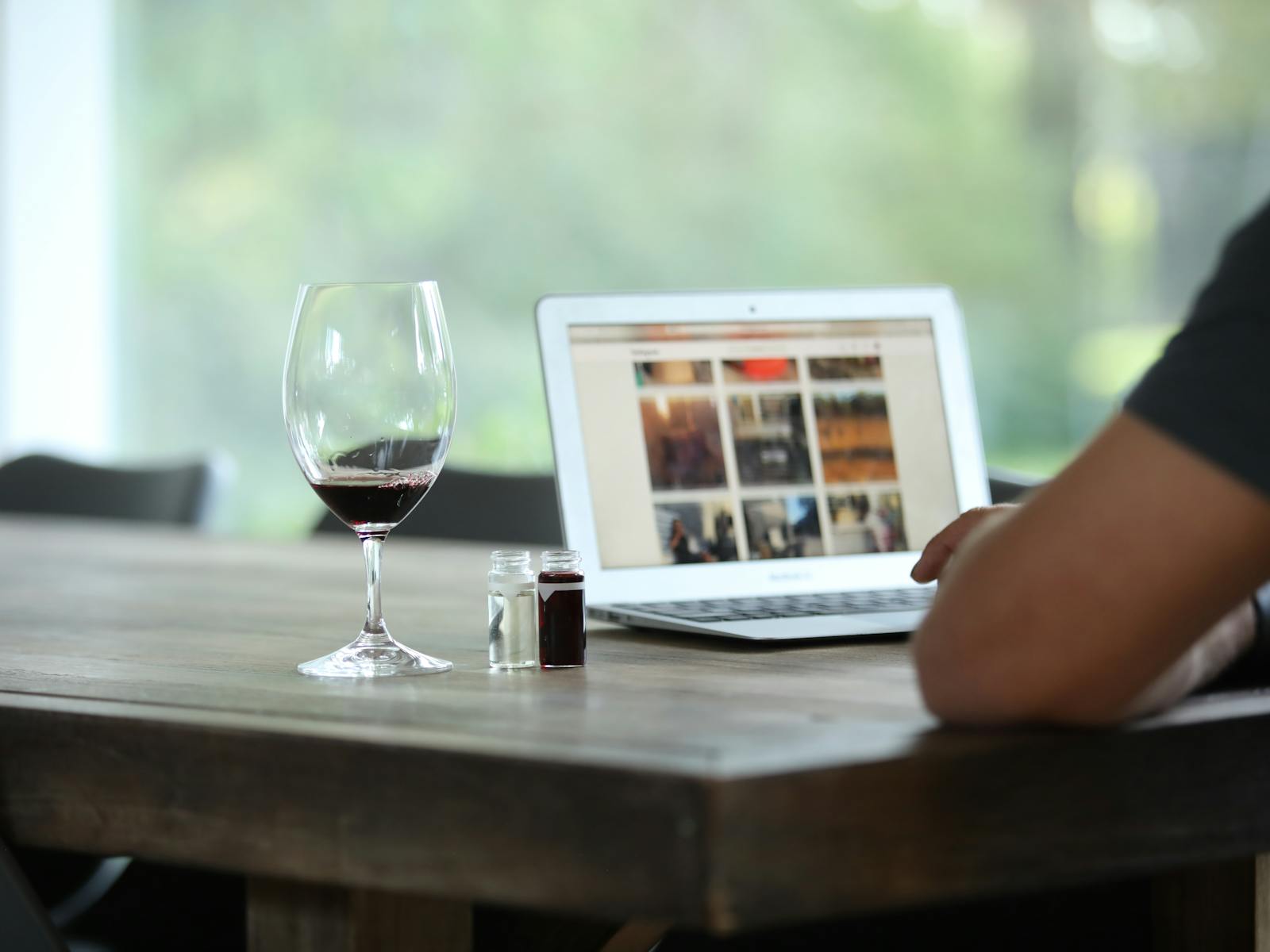 Image for Online live streaming class: Guided Wine Tasting at Home with a Winemaker