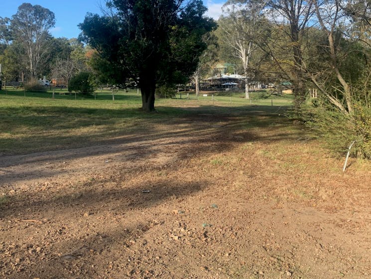 The Old Pub House Wollombi Camping