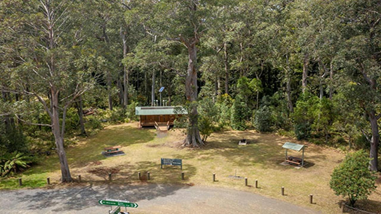 Honeysuckle picnic area