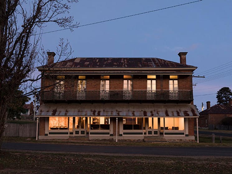 The exterior of Hosies at dusk in Hill End Historic Site. Photo: Jennifer Leahy &copy; DPE