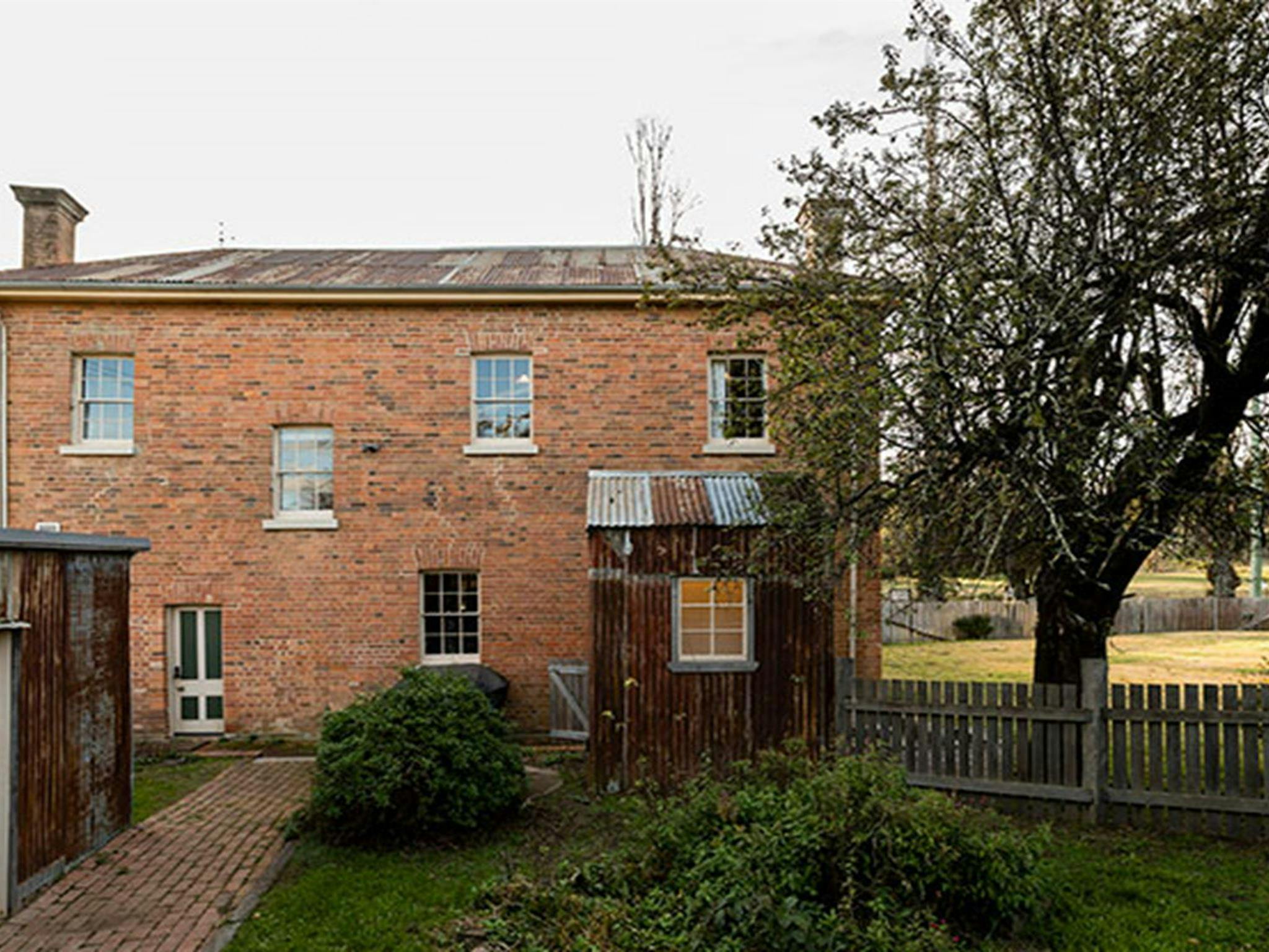 The rear exterior of Hosies in Hill End Historic Site. Photo:  Jennifer Leahy &copy; DPE
