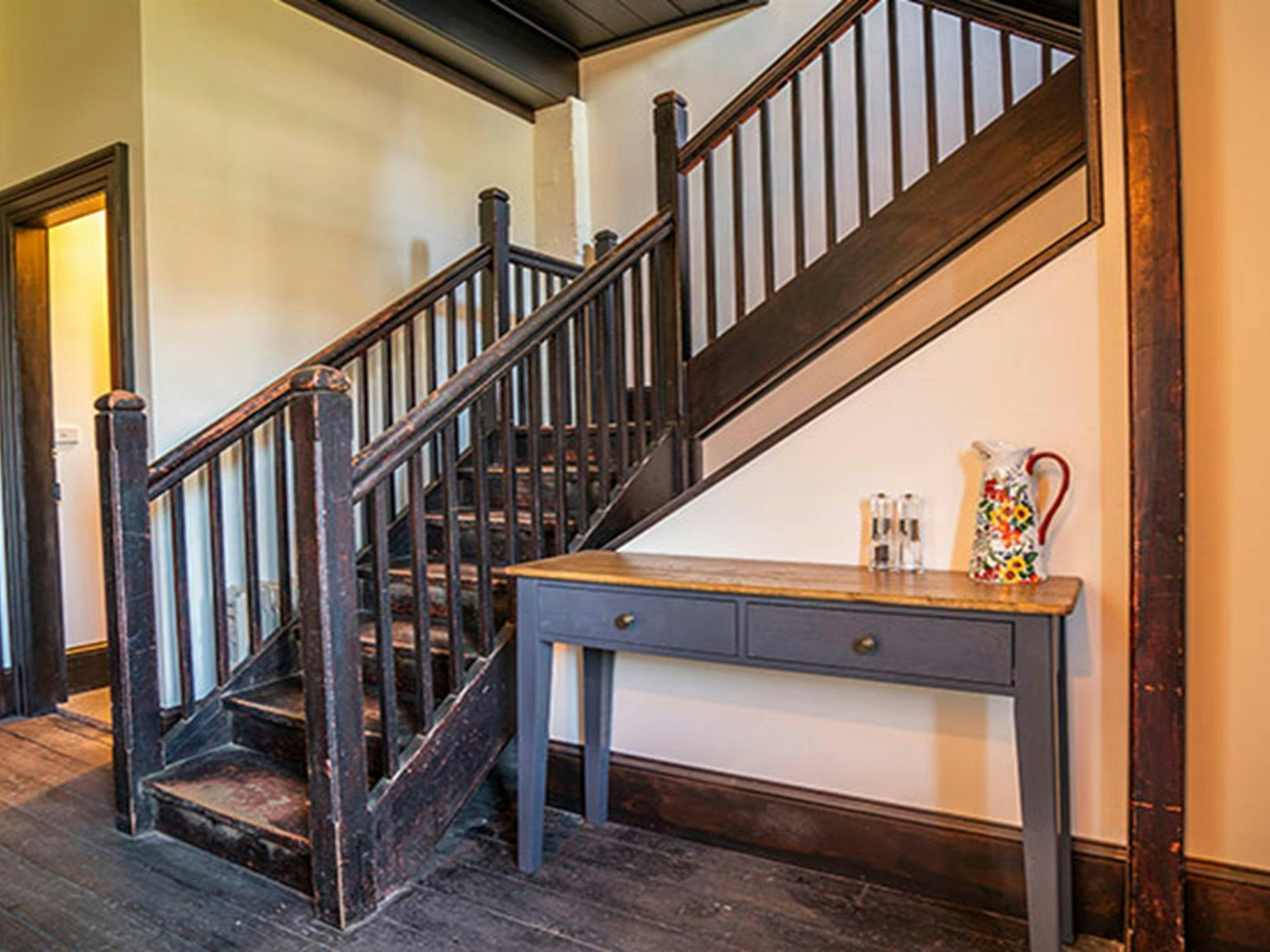 Entry level stairs at Hosies accommodation, Hill End Historic Site. Photo: J Spencer/OEH