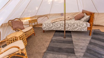 Wombat Pines - Glamping and Camping