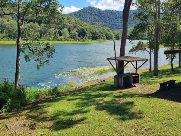 Middle Creek Dam is open to the Public.  BBQ and Toilet facilities present.  Also utilised by Water Skiing club on weekends alternative weekends.