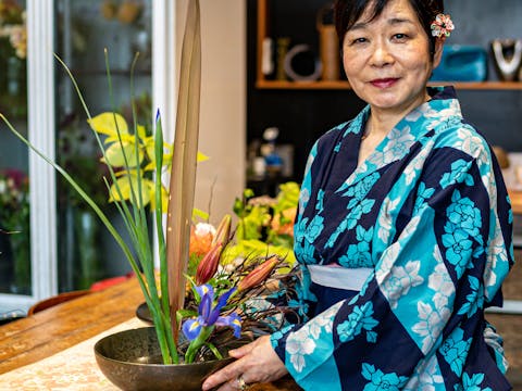 Ikebana Flower Arranging Class