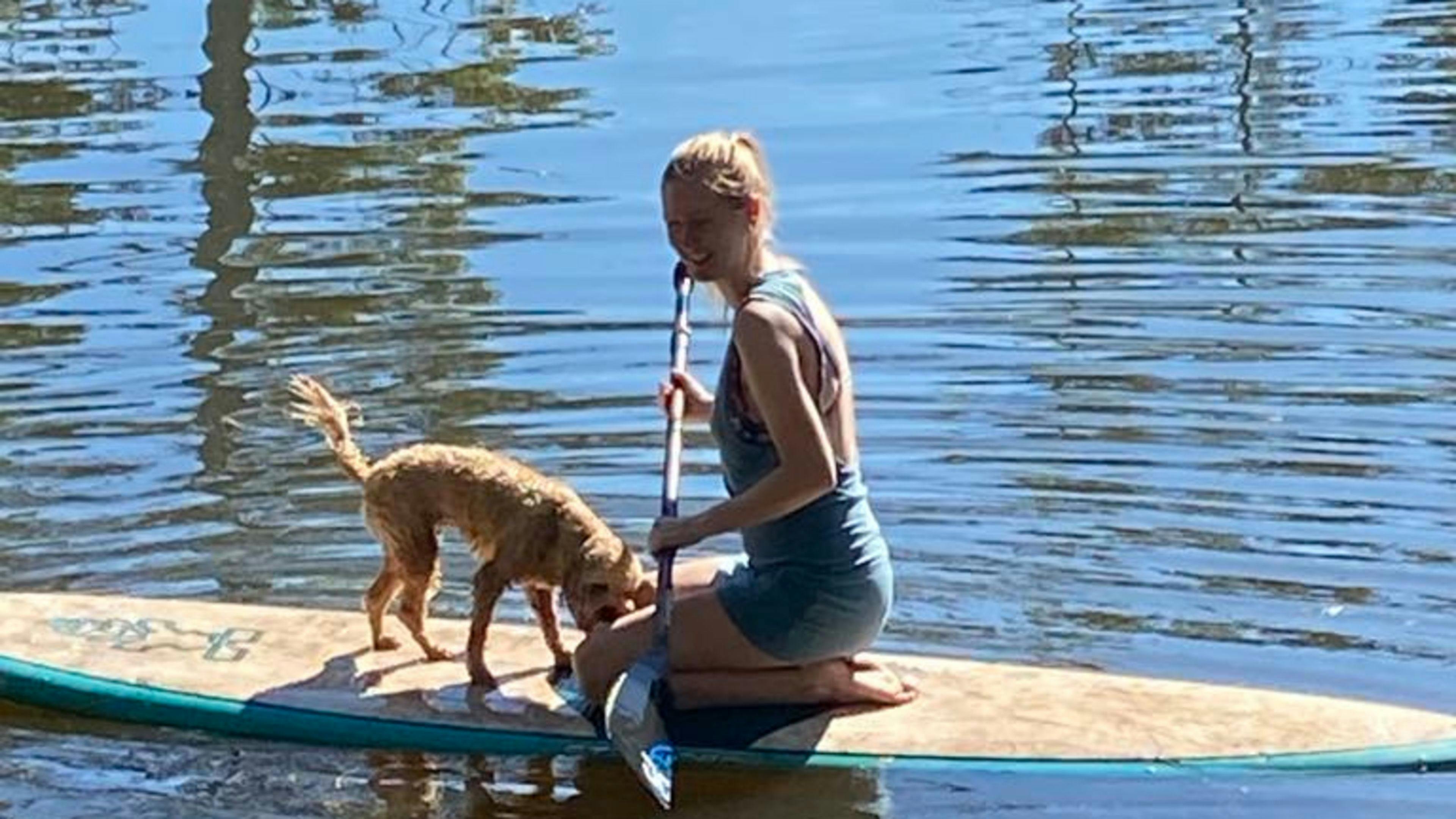 고요한 리버댄스 나비악