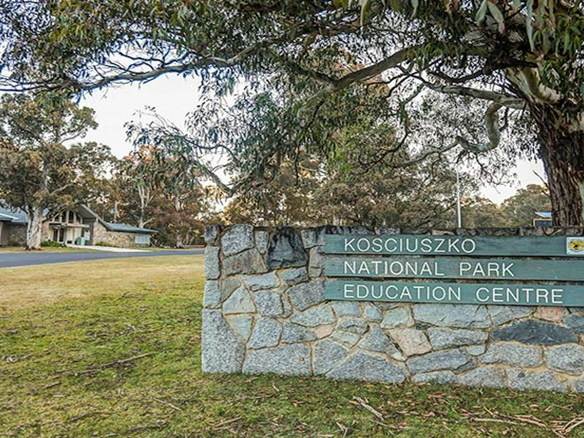 Kosciuszko Discovery Centre, Kosciuszko National Park. Photo: Murray Vanderveer &copy; OEH