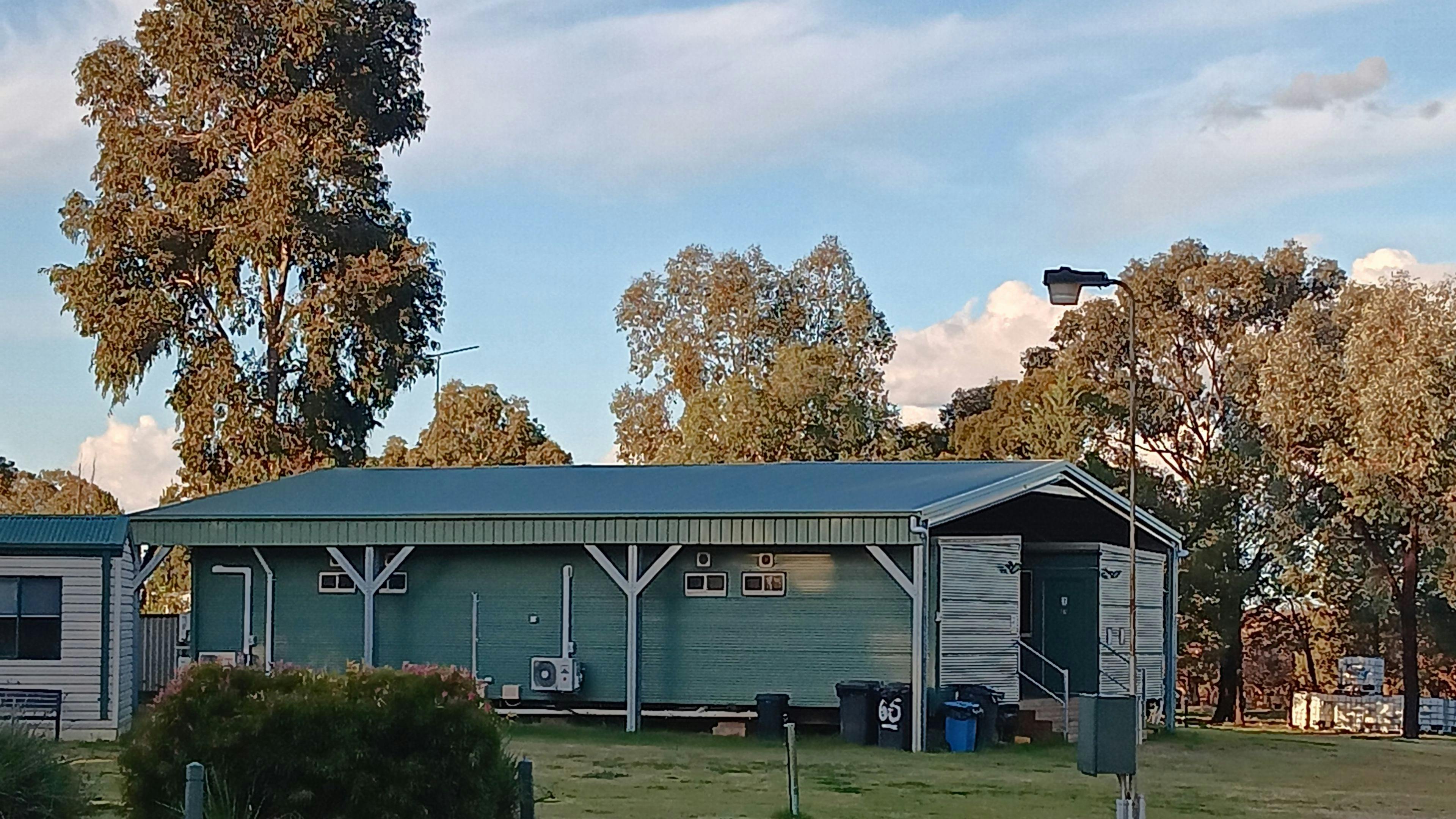 Kyalite Pub and Caravan Park