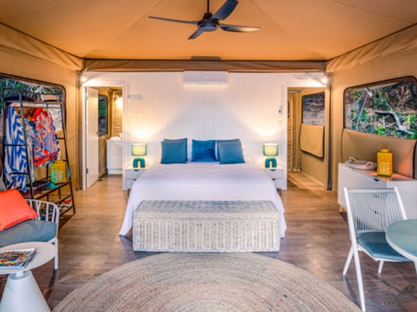Magnetic Glamping Safari Tent 2
