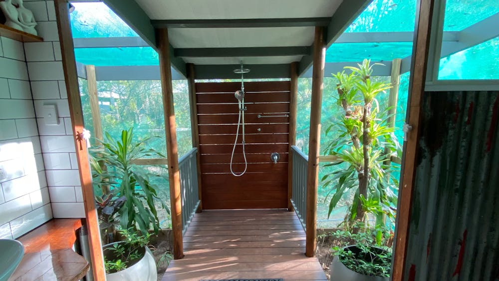 Magnetic Naturally  Island Cabin