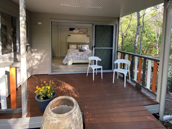 Magnetic Naturally  Island Cabin