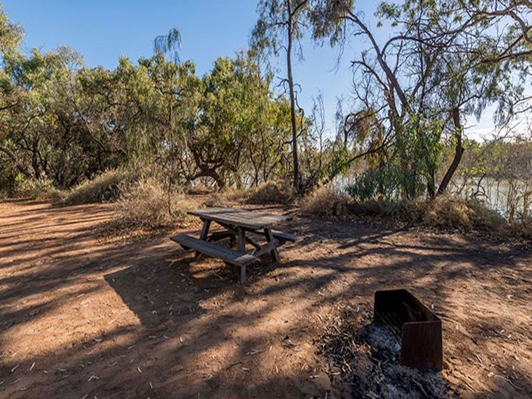 Picnic table at Morton Boulka picnic area. Photo: John Spencer/DPIE