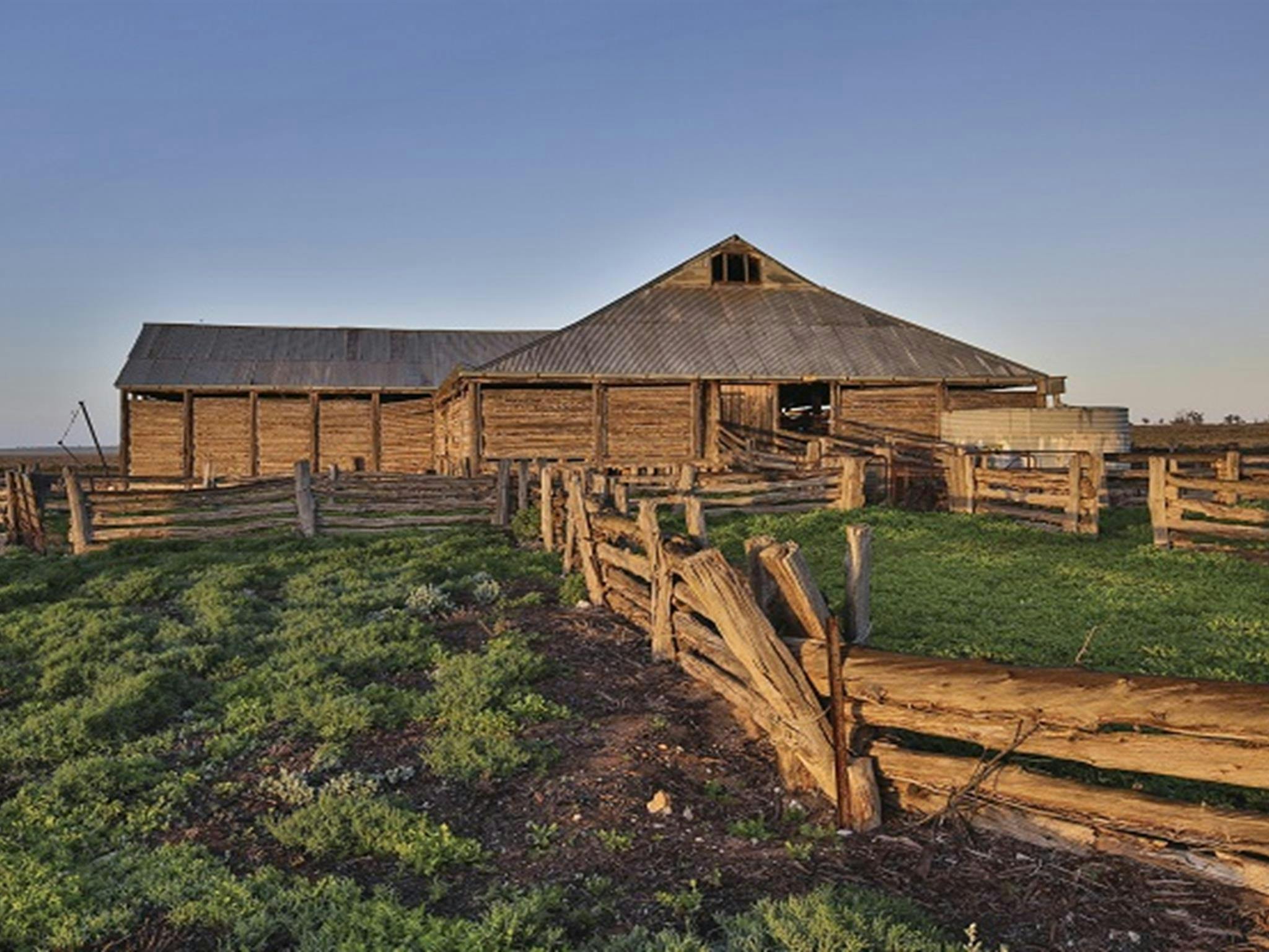 Mungo Woolshed in Mungo National Park. Photo: Vision House Photography/OEH