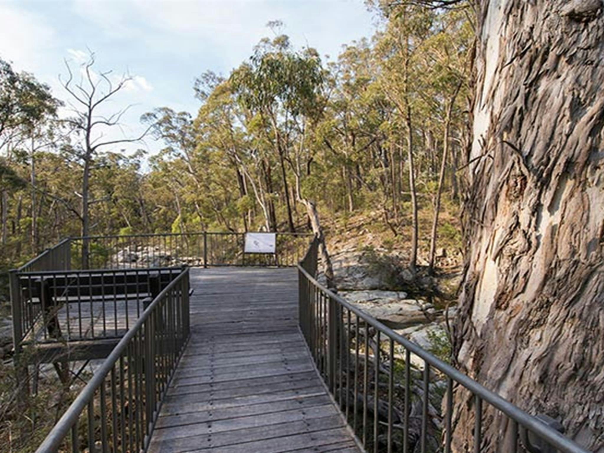 Myanba Gorge lookout