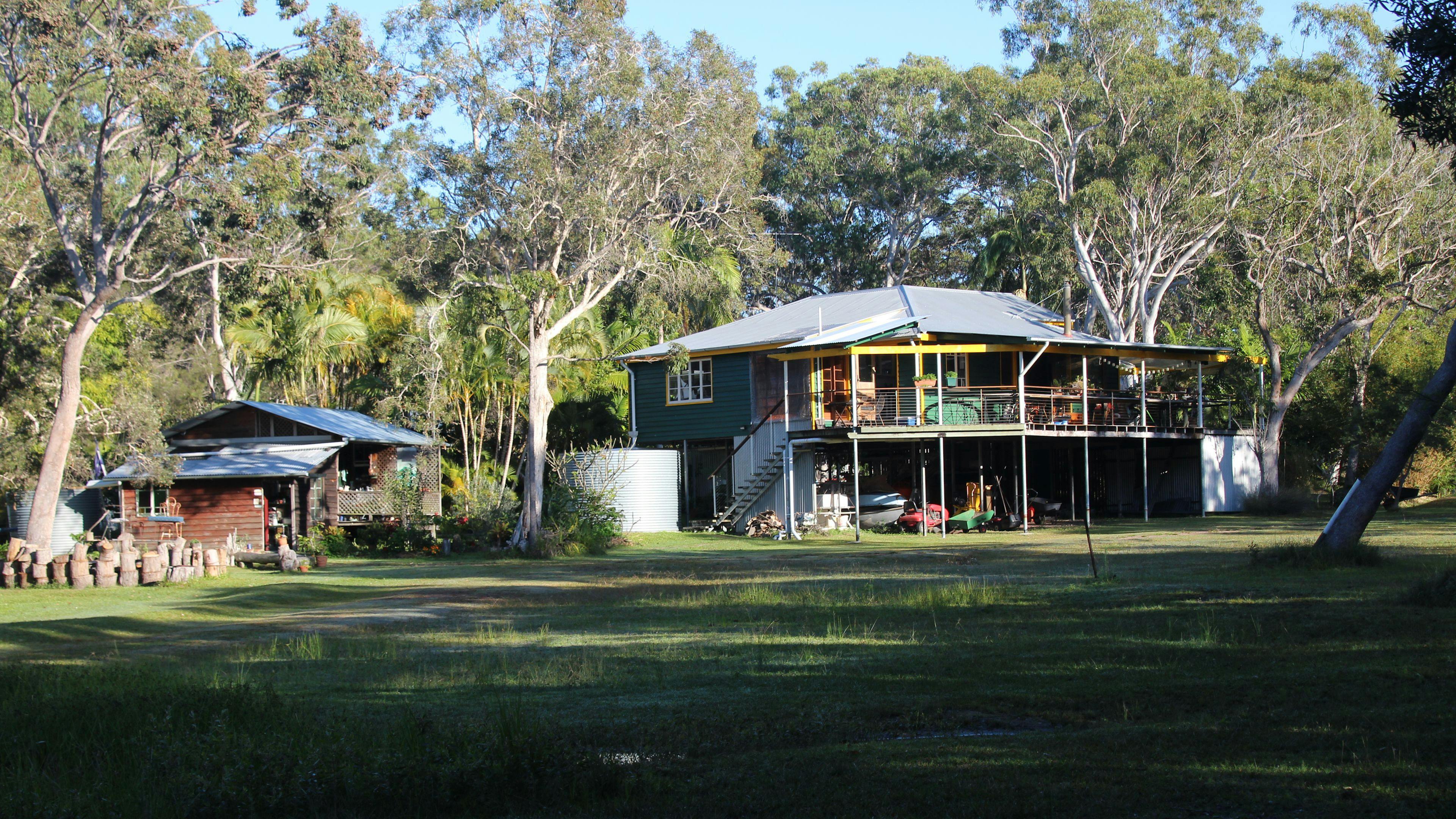 Noosa Lake Stay