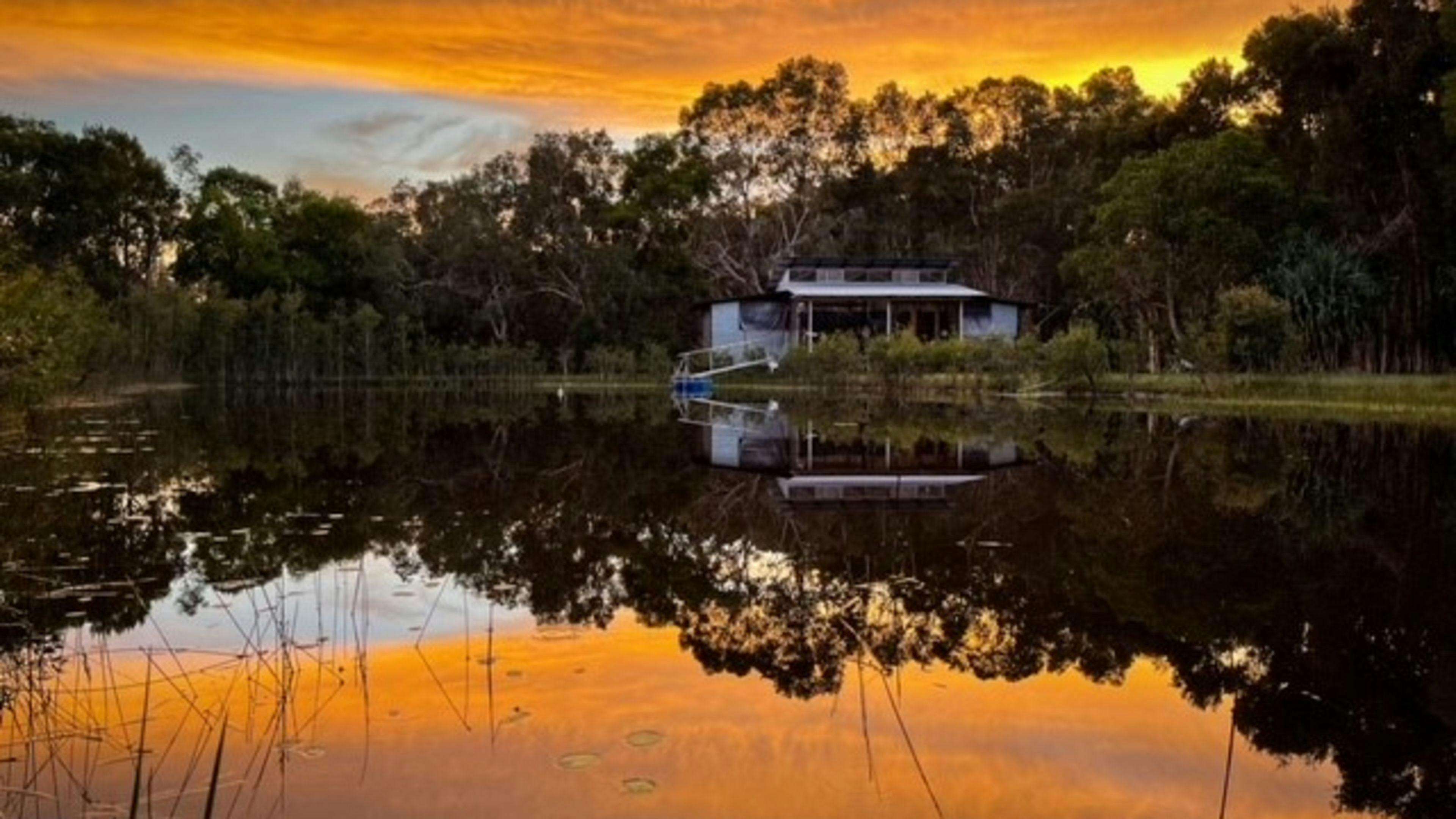 Noosa Lake Stay