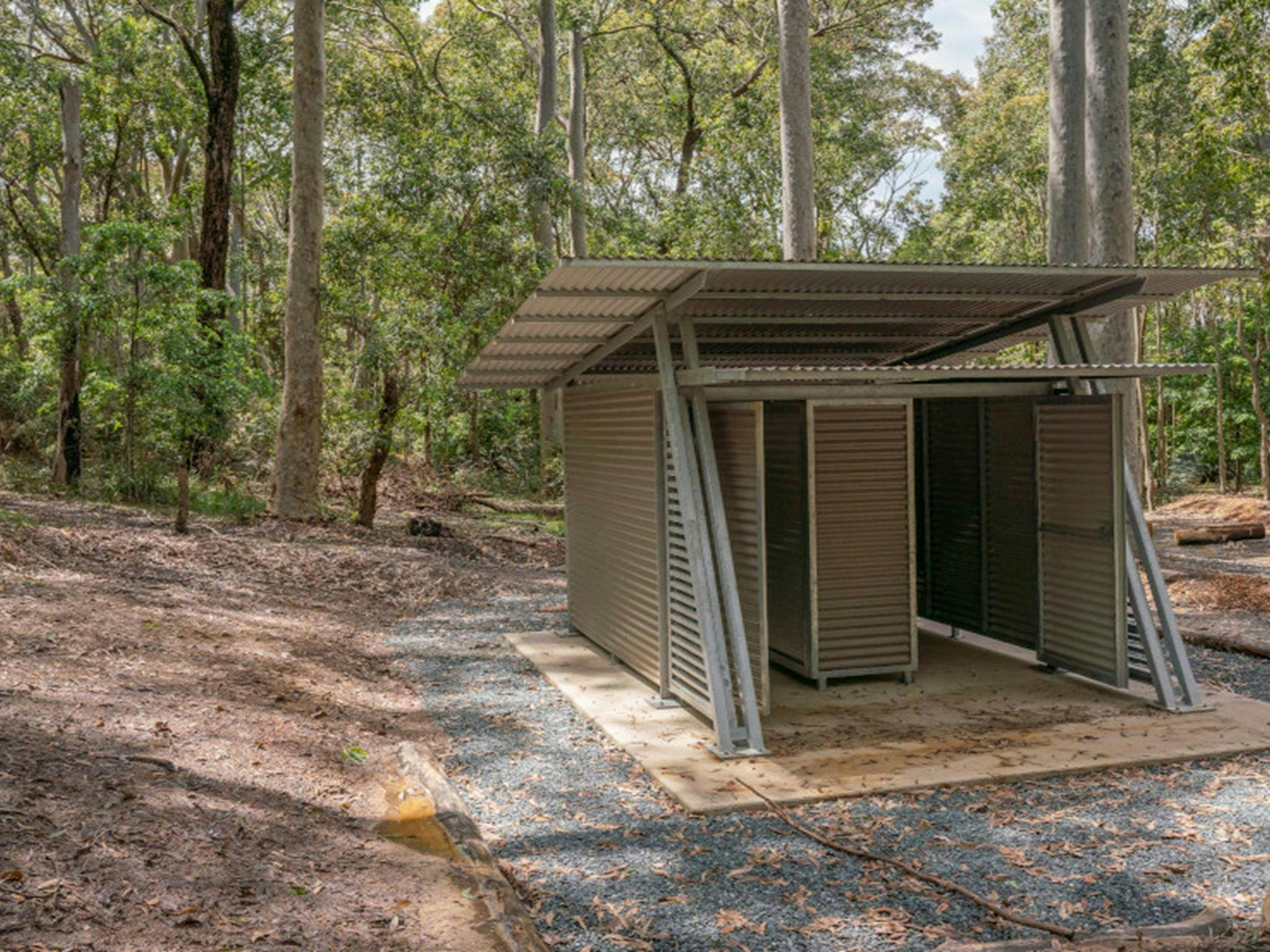 Toilet facilities at Oaky Beach campground. Credit: John Spencer &copy; DPE