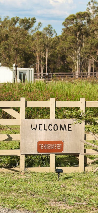 Janisa | Horse & Dog Friendly Stay