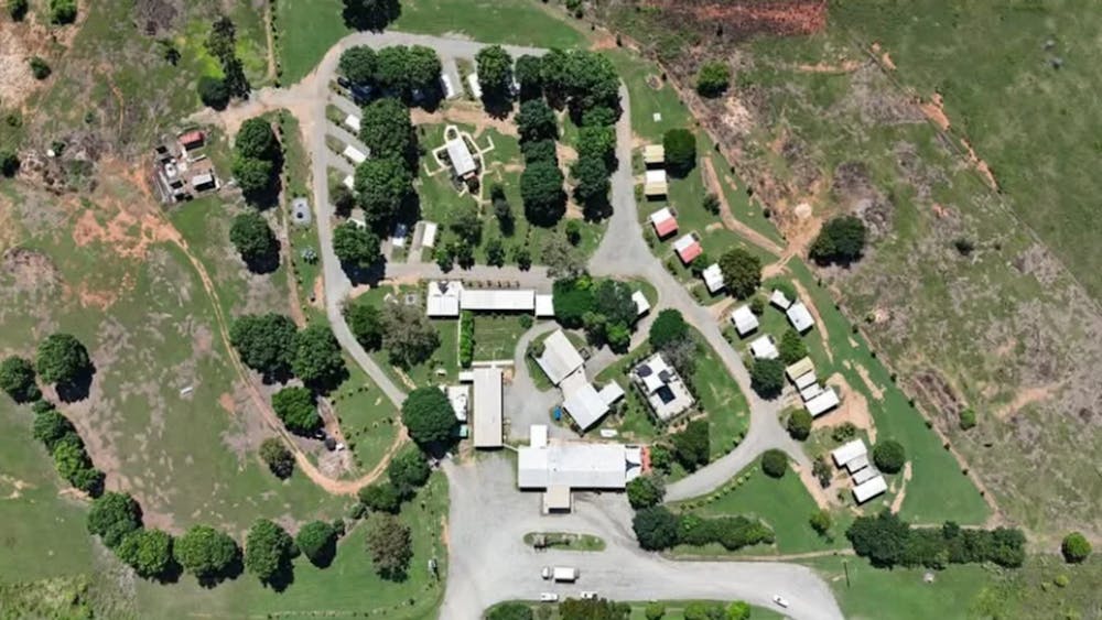 Top Camp Roadhouse Caravan Park