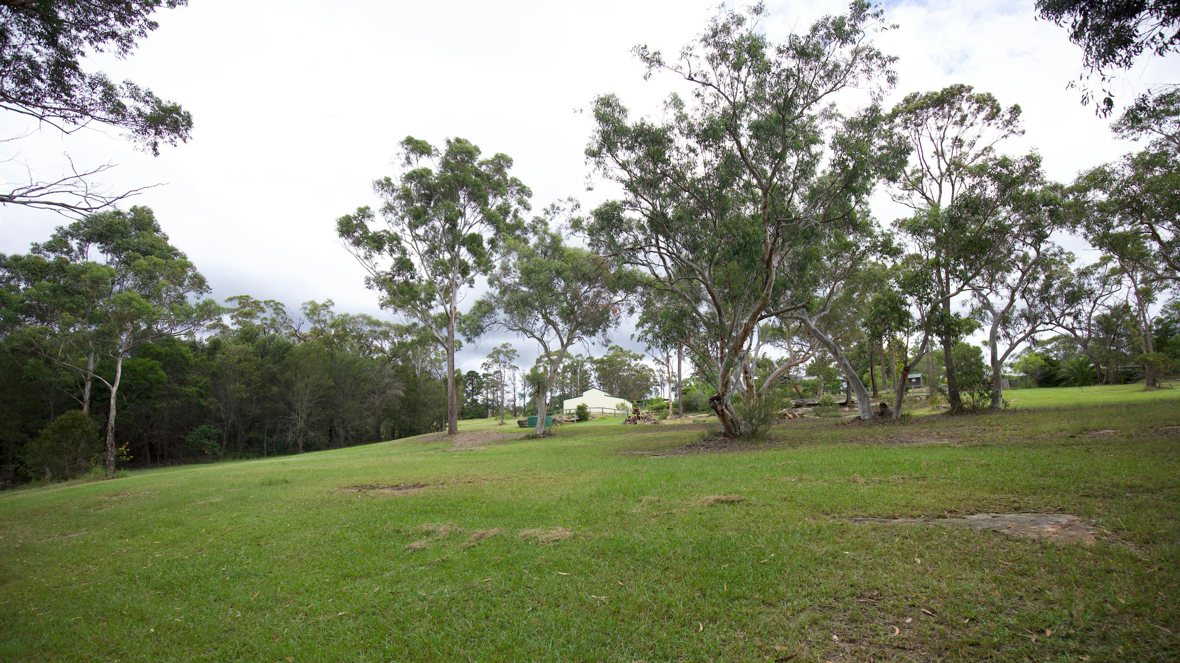 그림 같은 반농촌 주차장