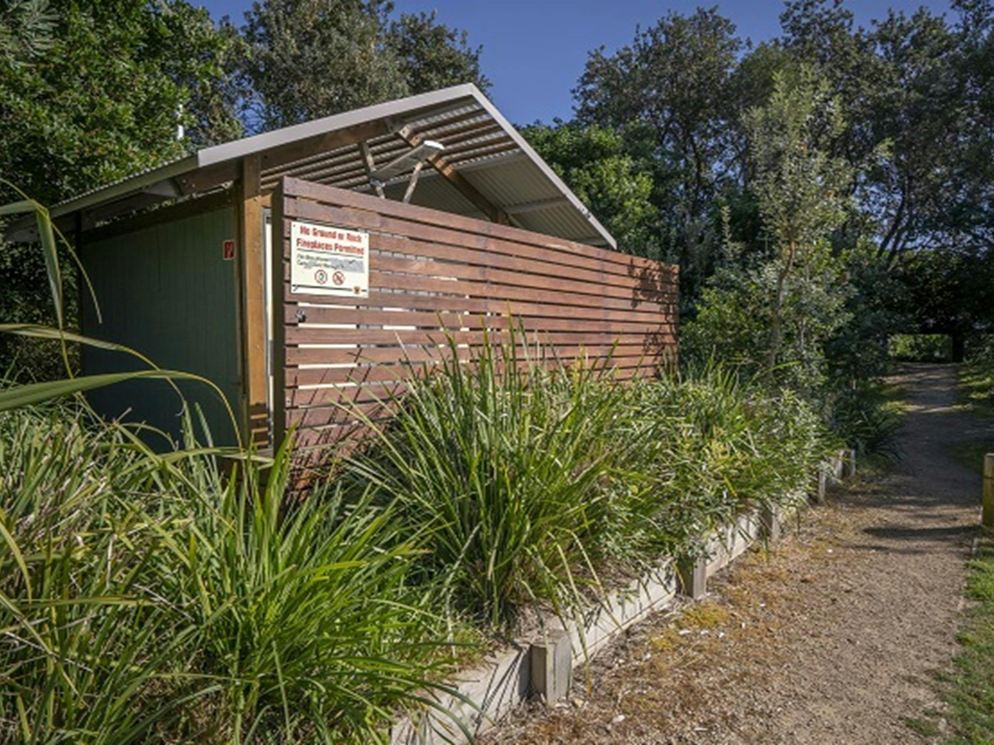 Toilet facilities at Racecourse campground, Goolawah National Park. Photo: John Spencer/OEH