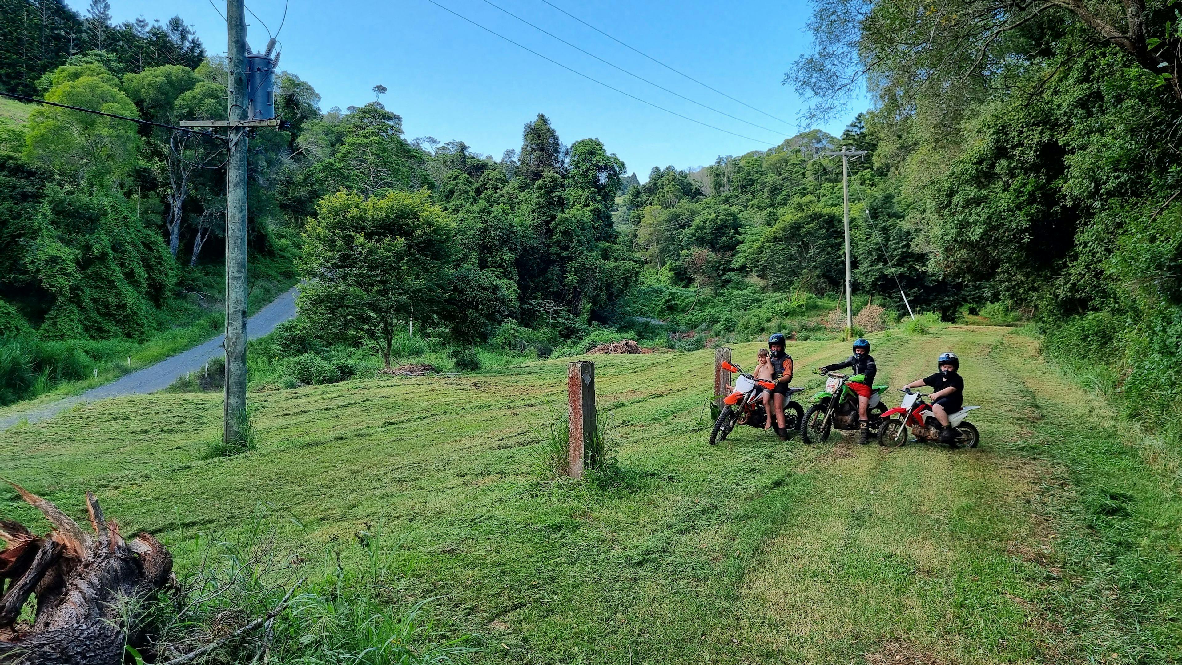 Red Gully rd Bush Camping
