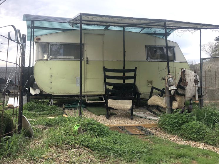 Retro Caravan in Muttama