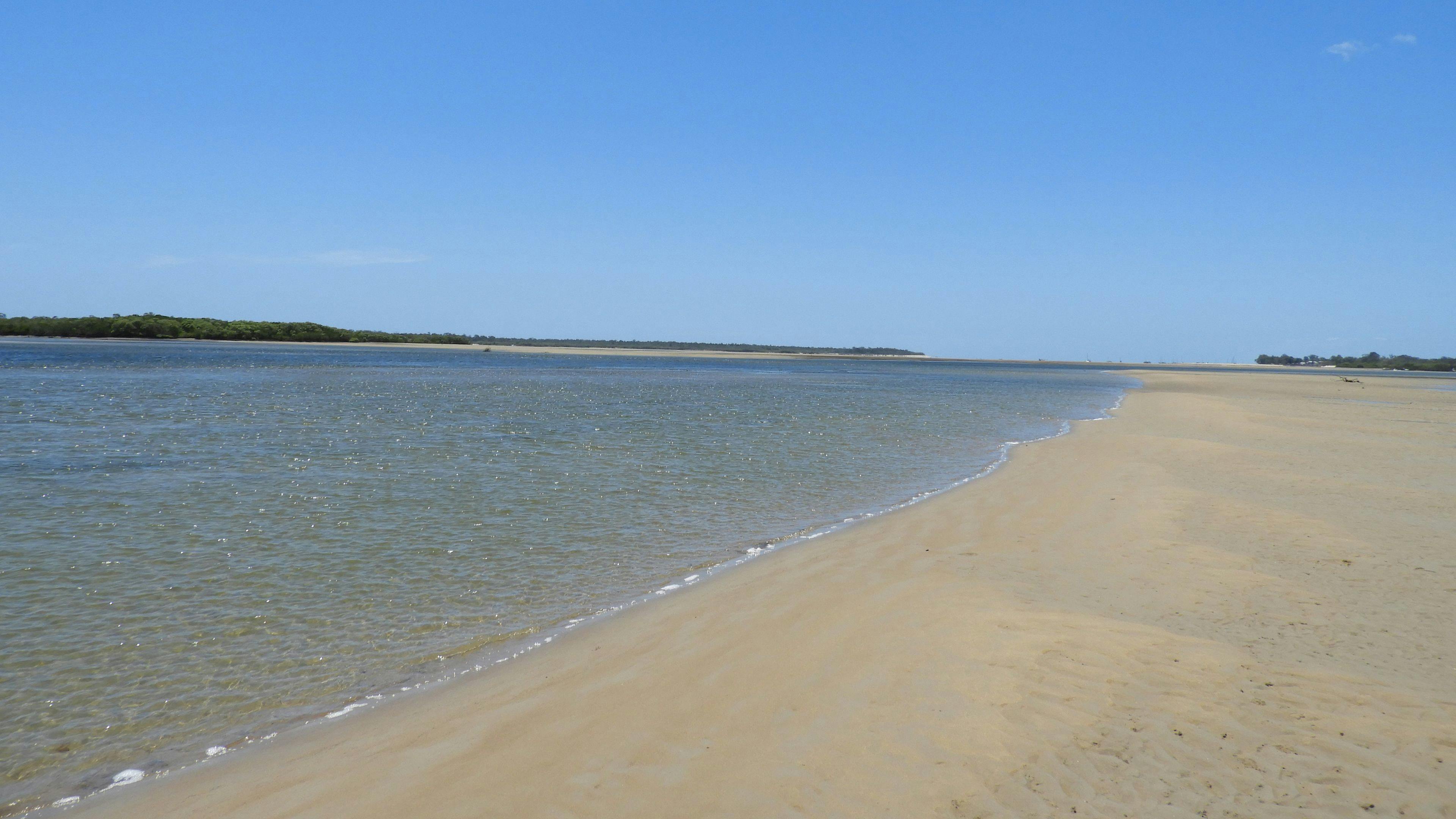 Riverside Burrum Heads