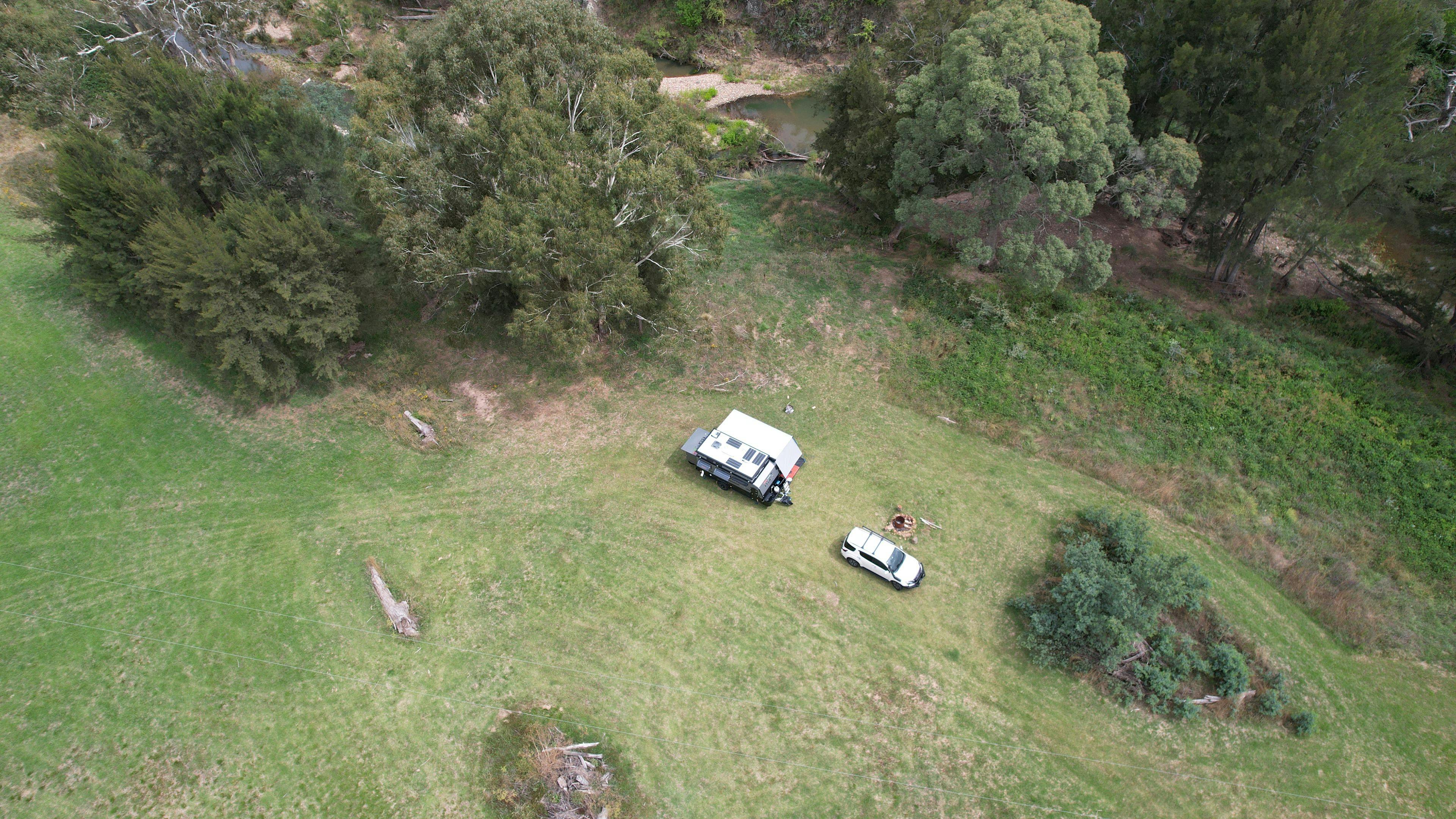 브레이즌헤드 - 하나의 위대한 장소