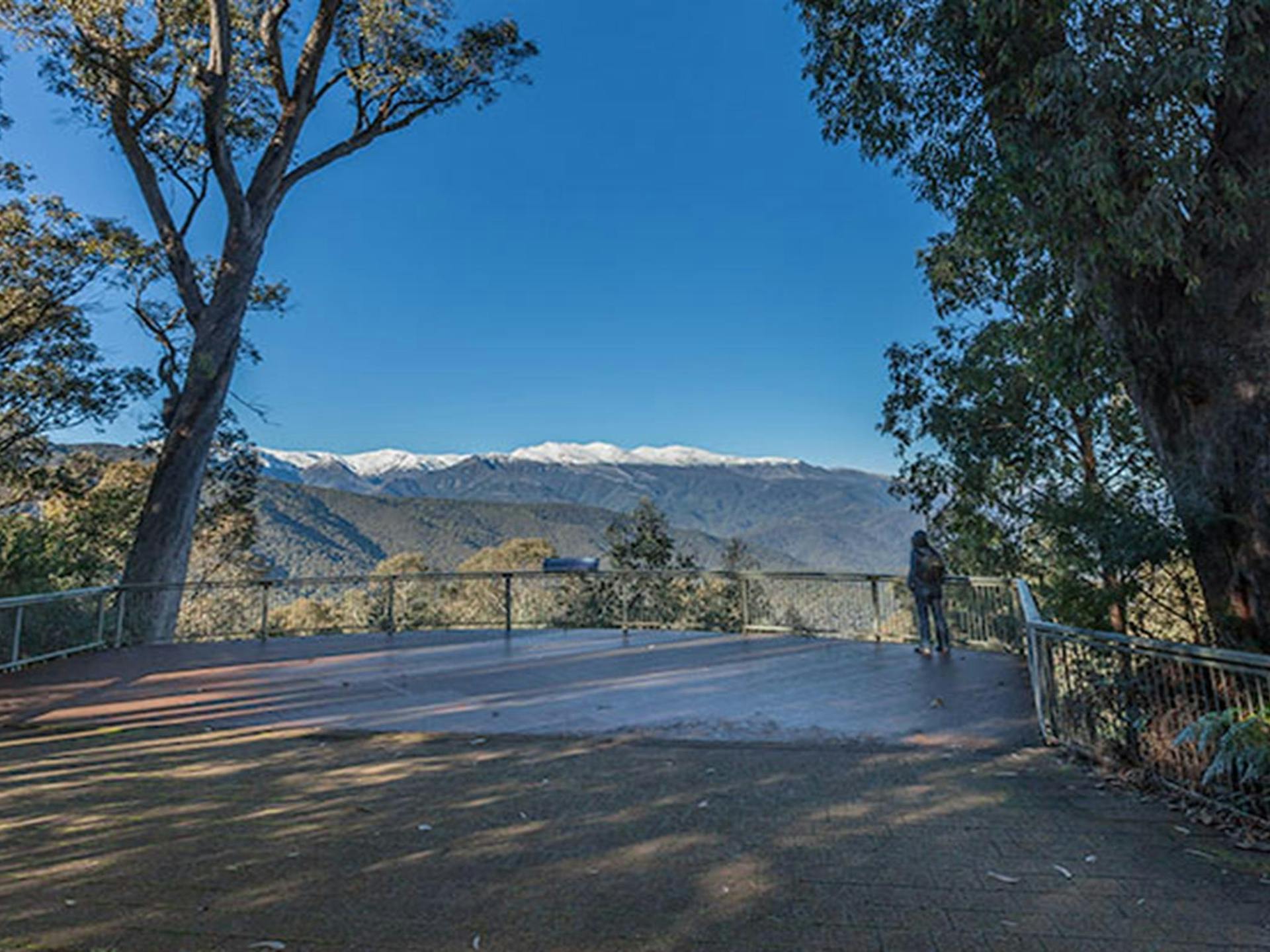 Scammells Ridge lookout in Geehi - The Fold: Your Guide to Everything ...