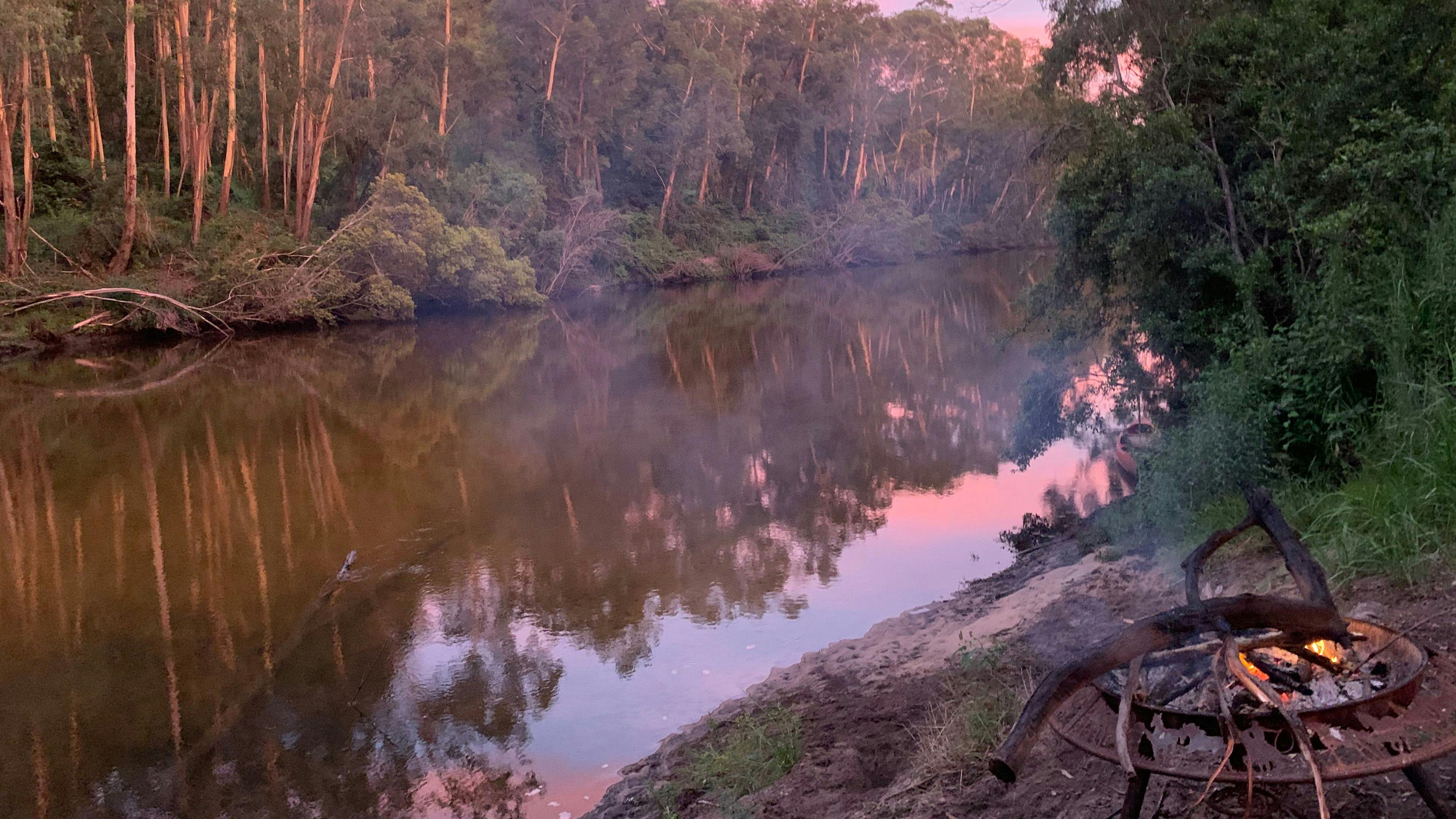 陰涼英畝科洛河