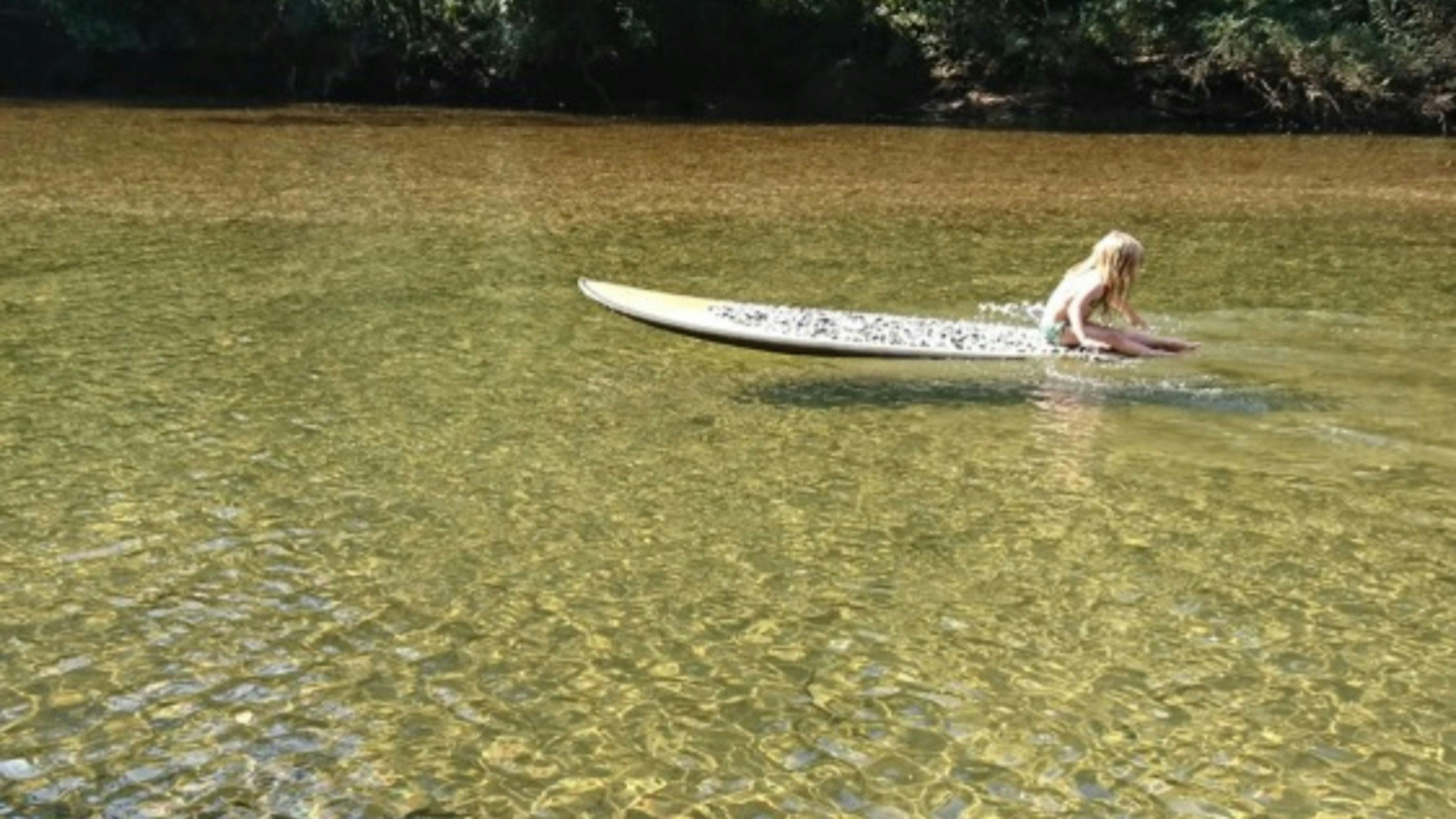 陰涼英畝科洛河