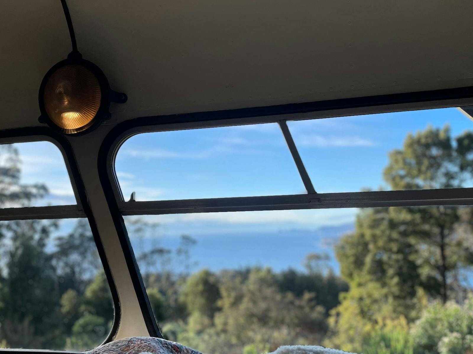 Sea Cliff Lookout Bus