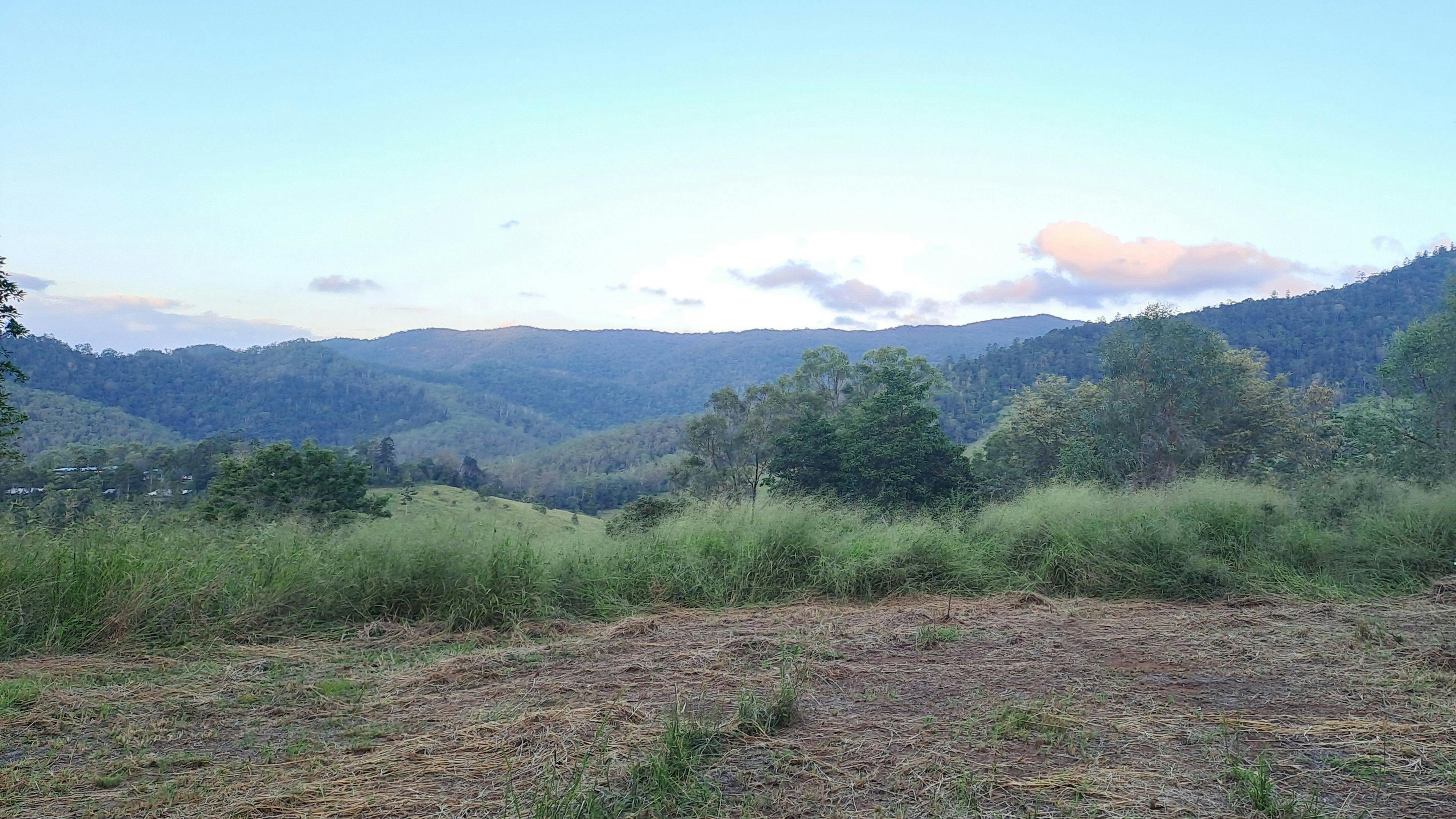 Somerset Dam Private Bush Camp