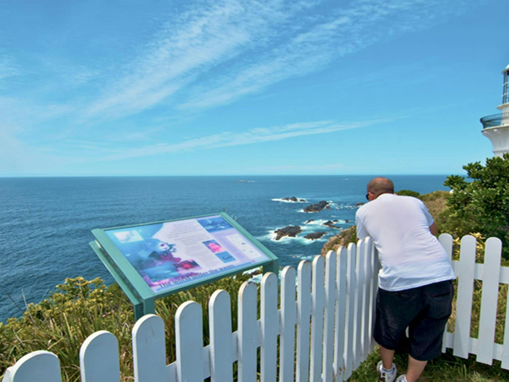 糖面包角灯塔，迈尔湖国家公园。照片：约翰·斯宾塞